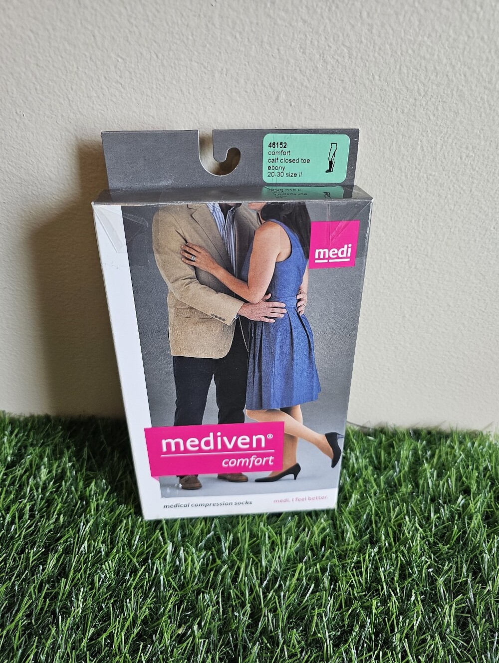 Mediven Comfort 46152 Comfort Calf  , Closed Toe Ebony Socks , 20-30  Ebony
